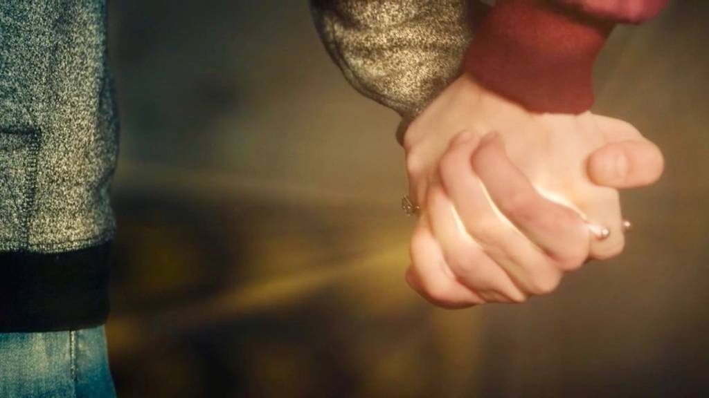 holdinghands-1024x576.jpg